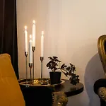 Penthouse Grand Oak By Elys Collection